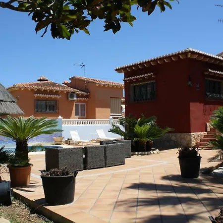 Mave Villa